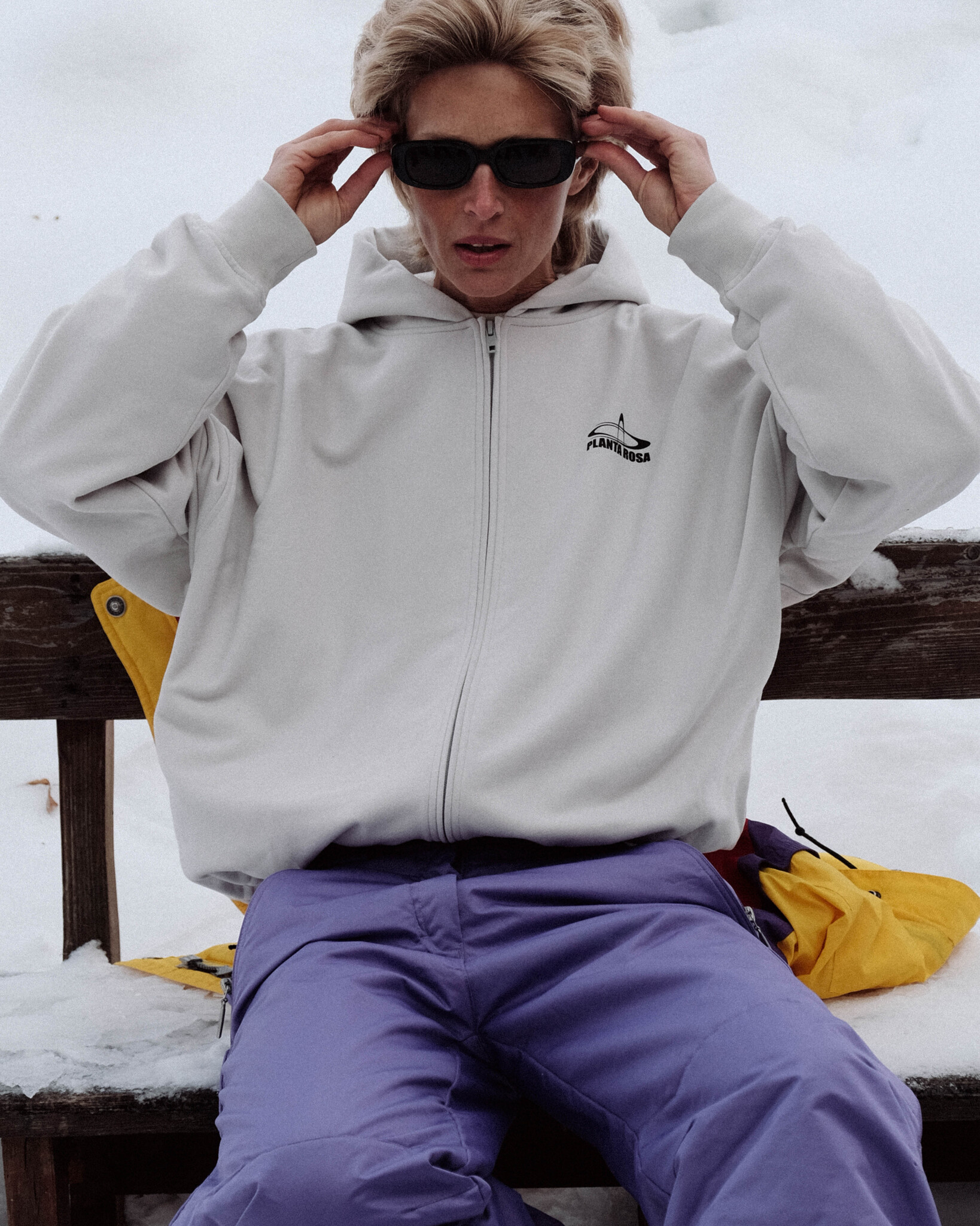 ARC ZIP HOODIE