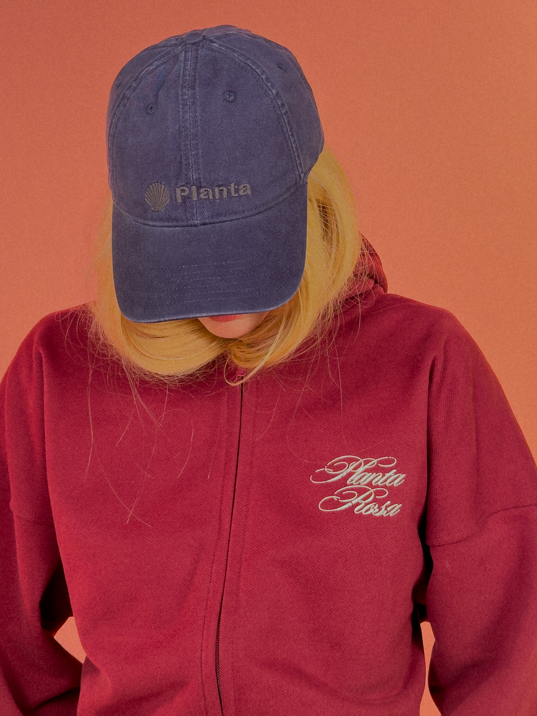 ITALIC-POCKET ZIP HOODIE