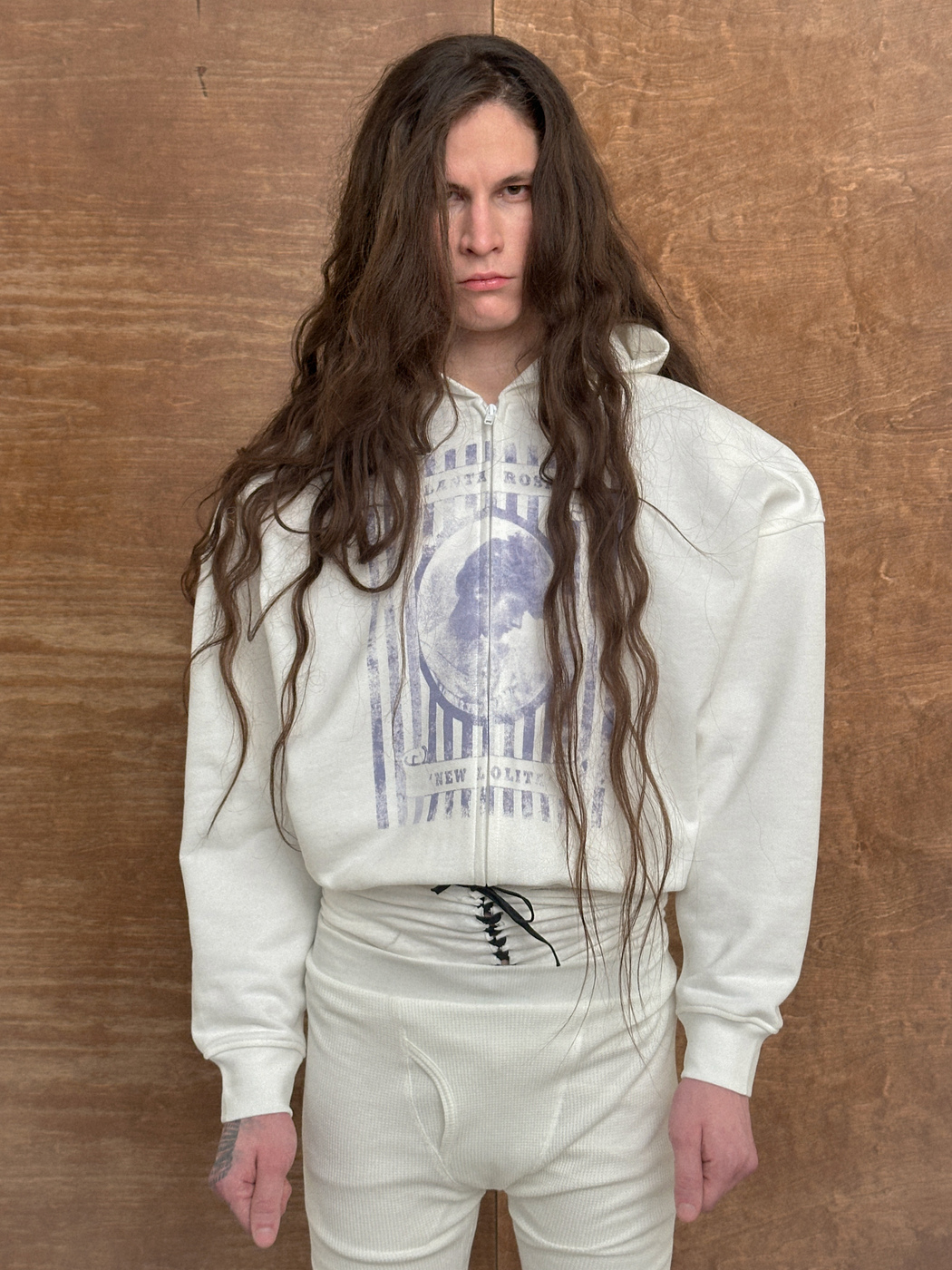 VICTORY ZIP HOODIE
