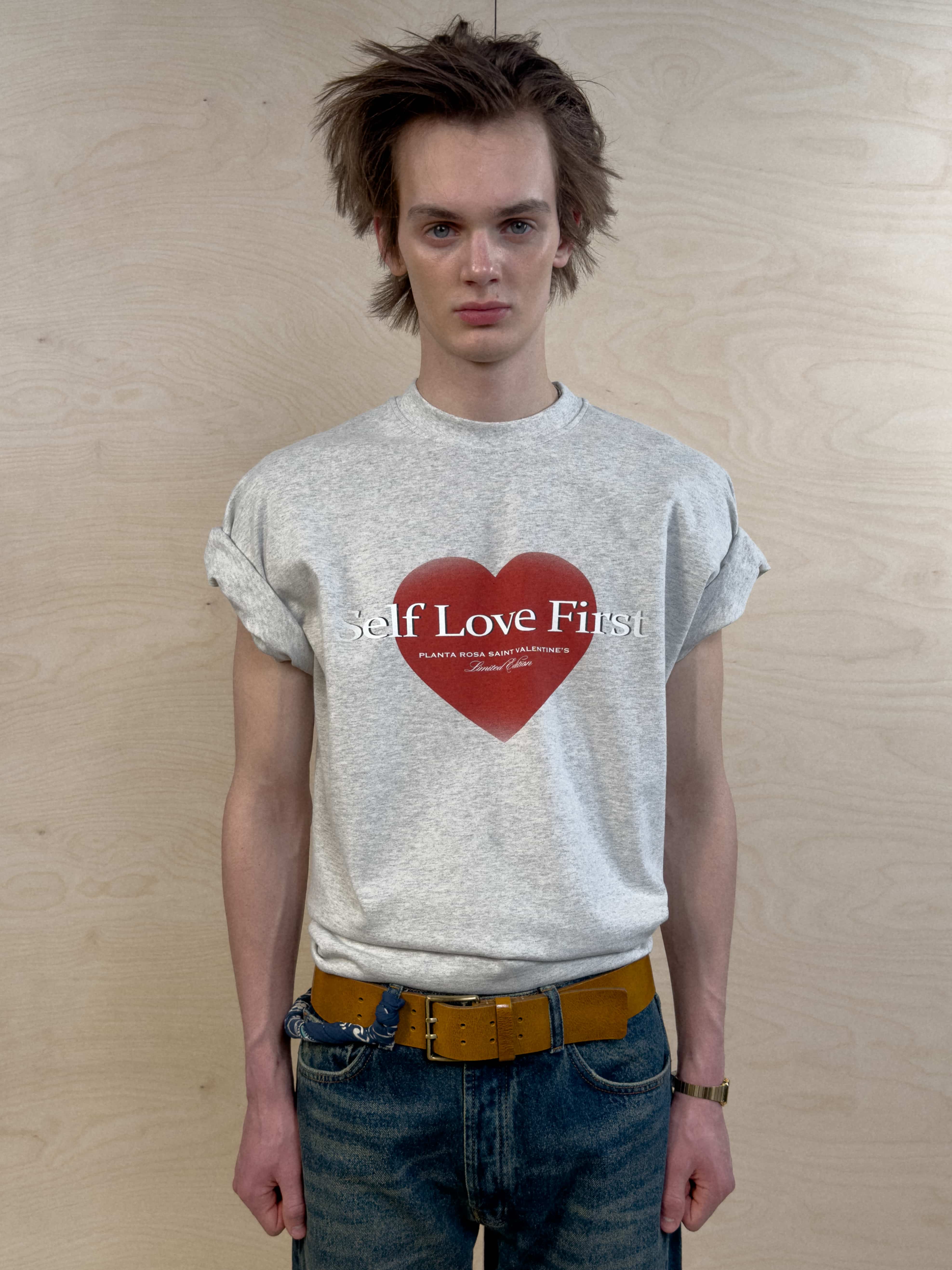 LOVE T-SHIRT