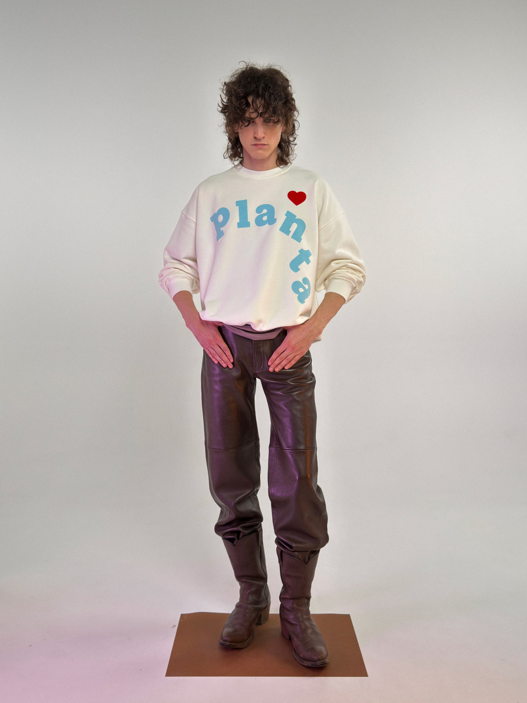 LETTERS SWEATSHIRT