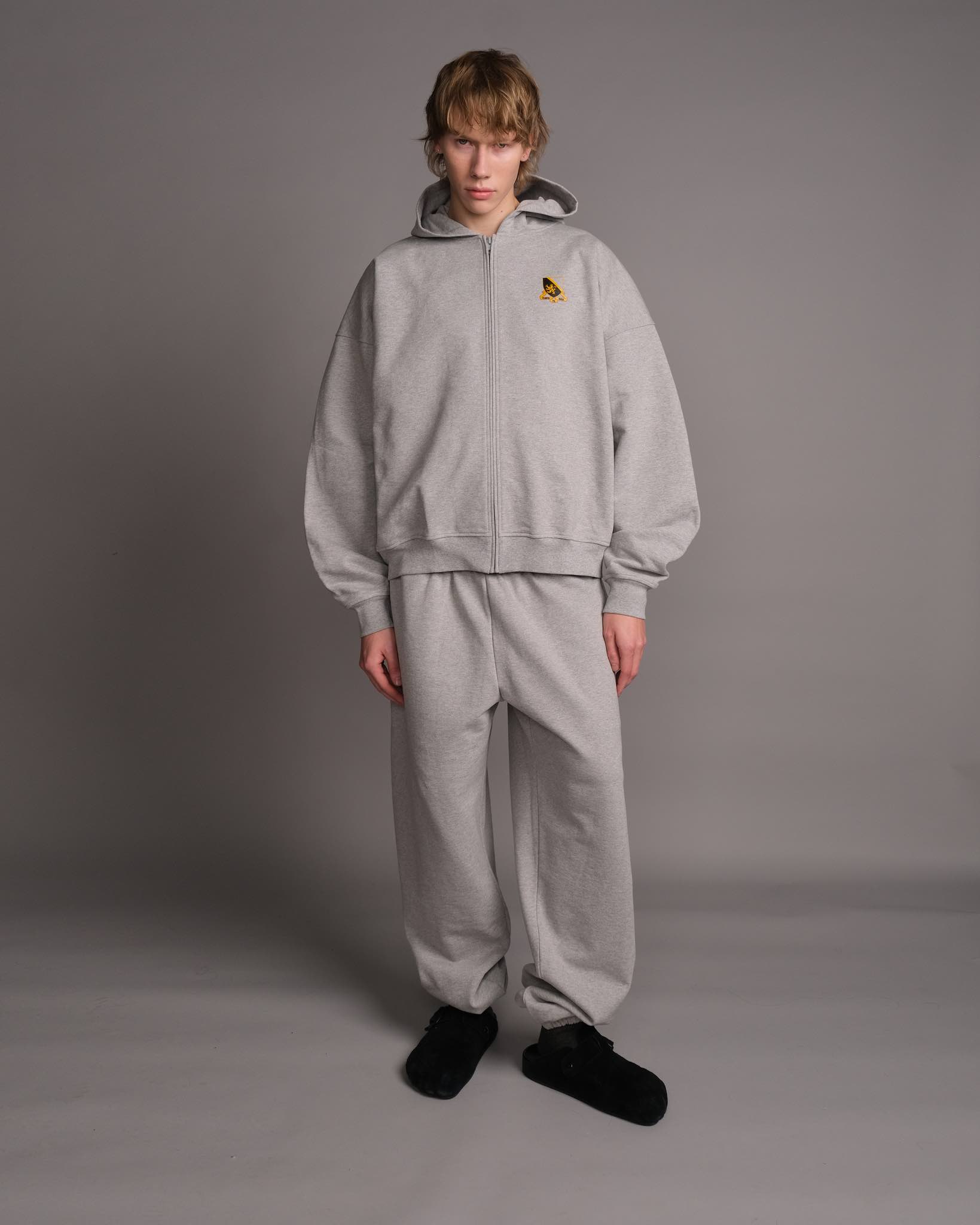 P.R. ZIP HOODIE