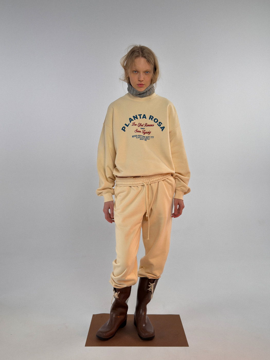 JOGGERS