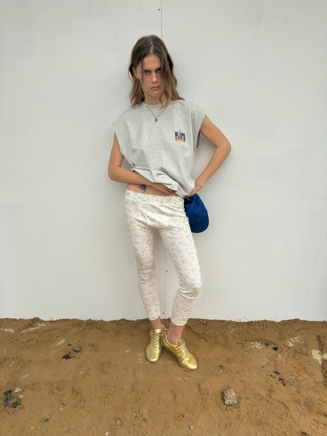 BOLD-ITALIC T-SHIRT