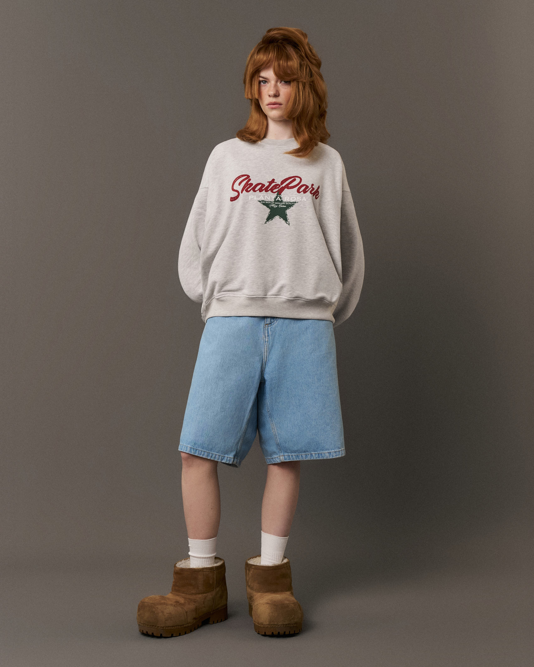 STAR SKATE SWEATSHIRT