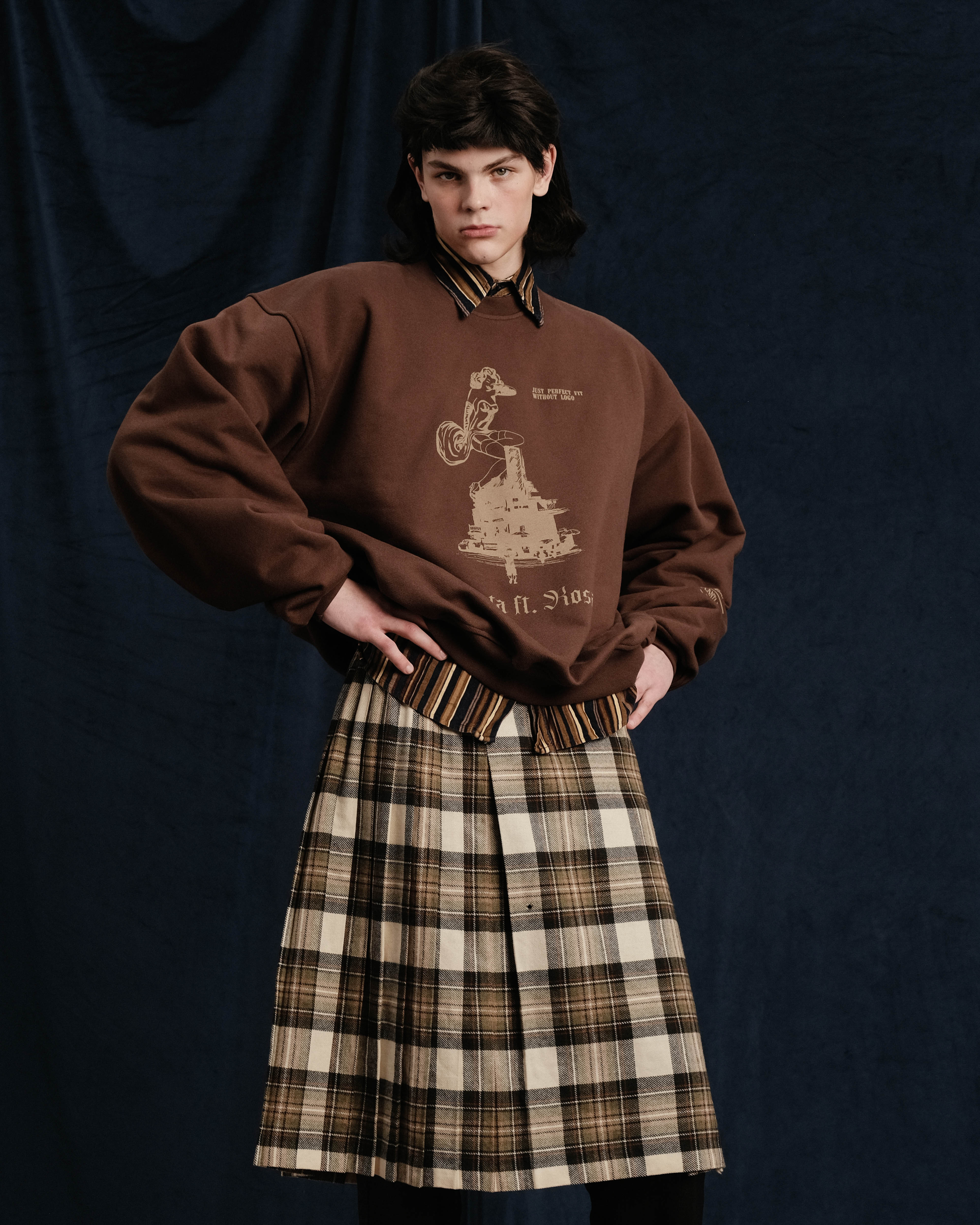 POP SWEATSHIRT