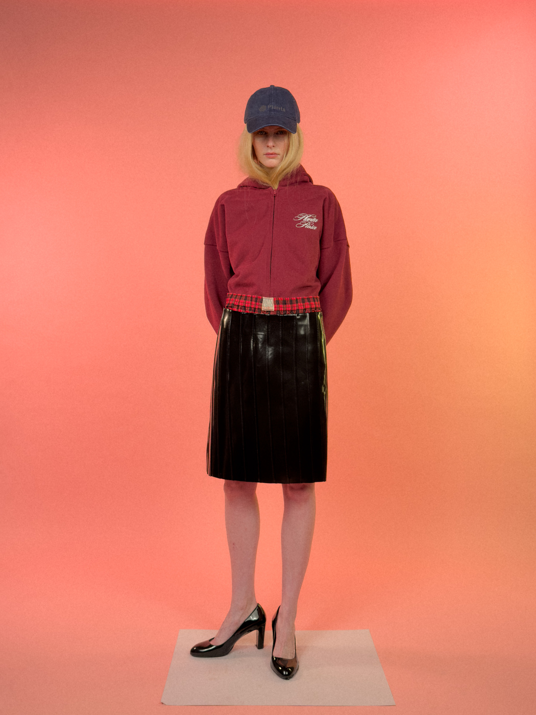 ITALIC-POCKET ZIP HOODIE