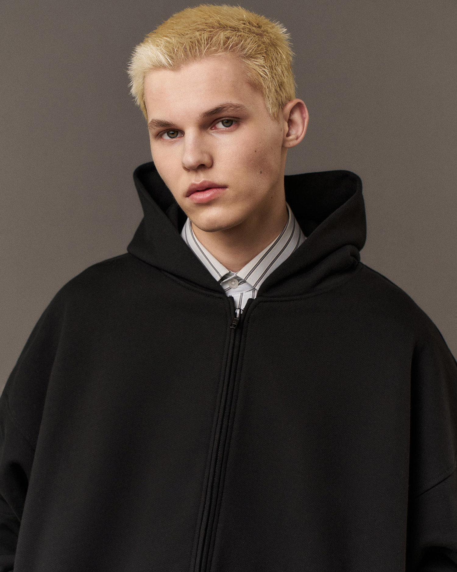 ZIP HOODIE
