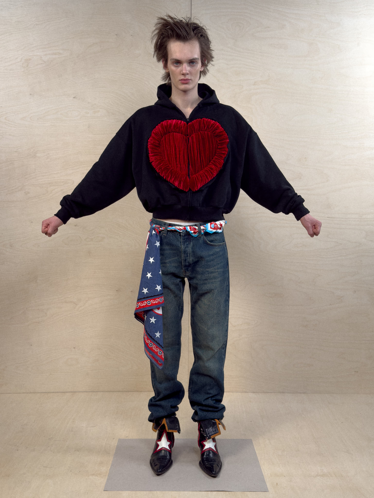 SCARLET ZIP HOODIE