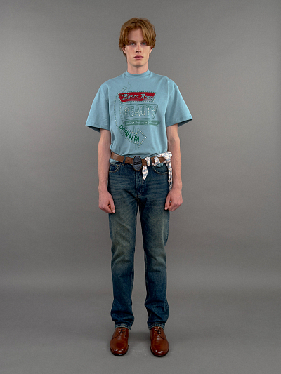 BEAUTY T-SHIRT