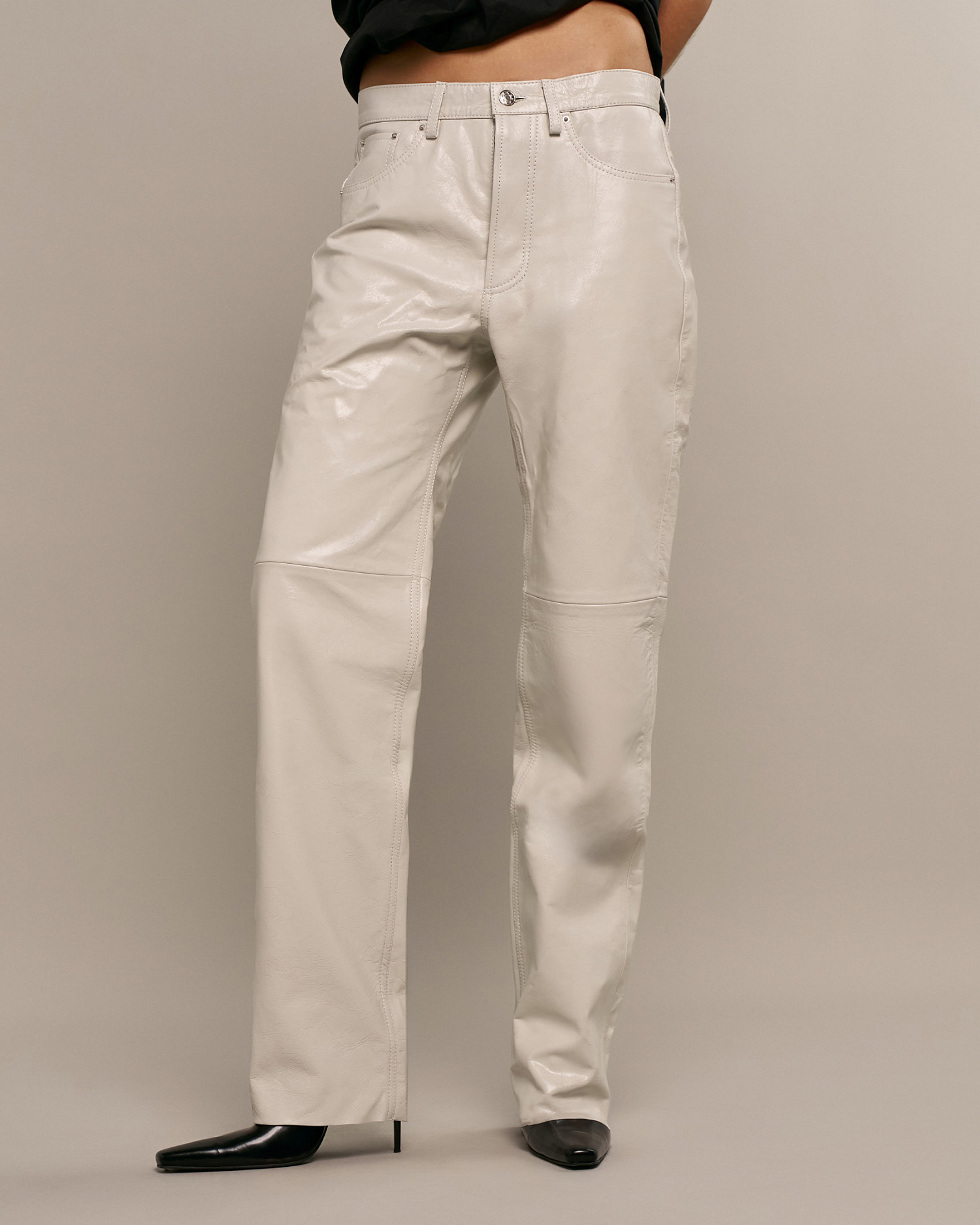 LEATHER PANTS