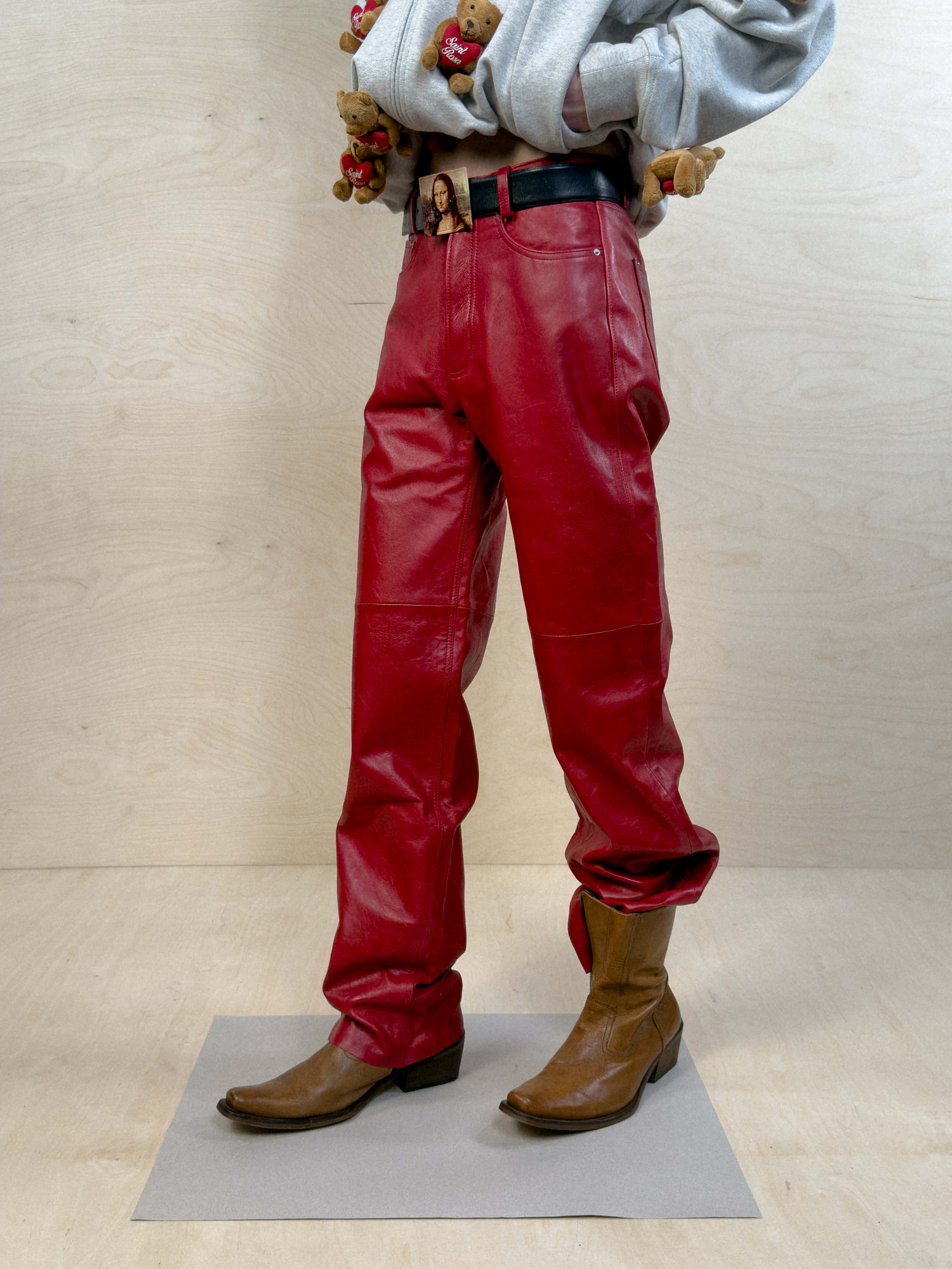 LEATHER PANTS