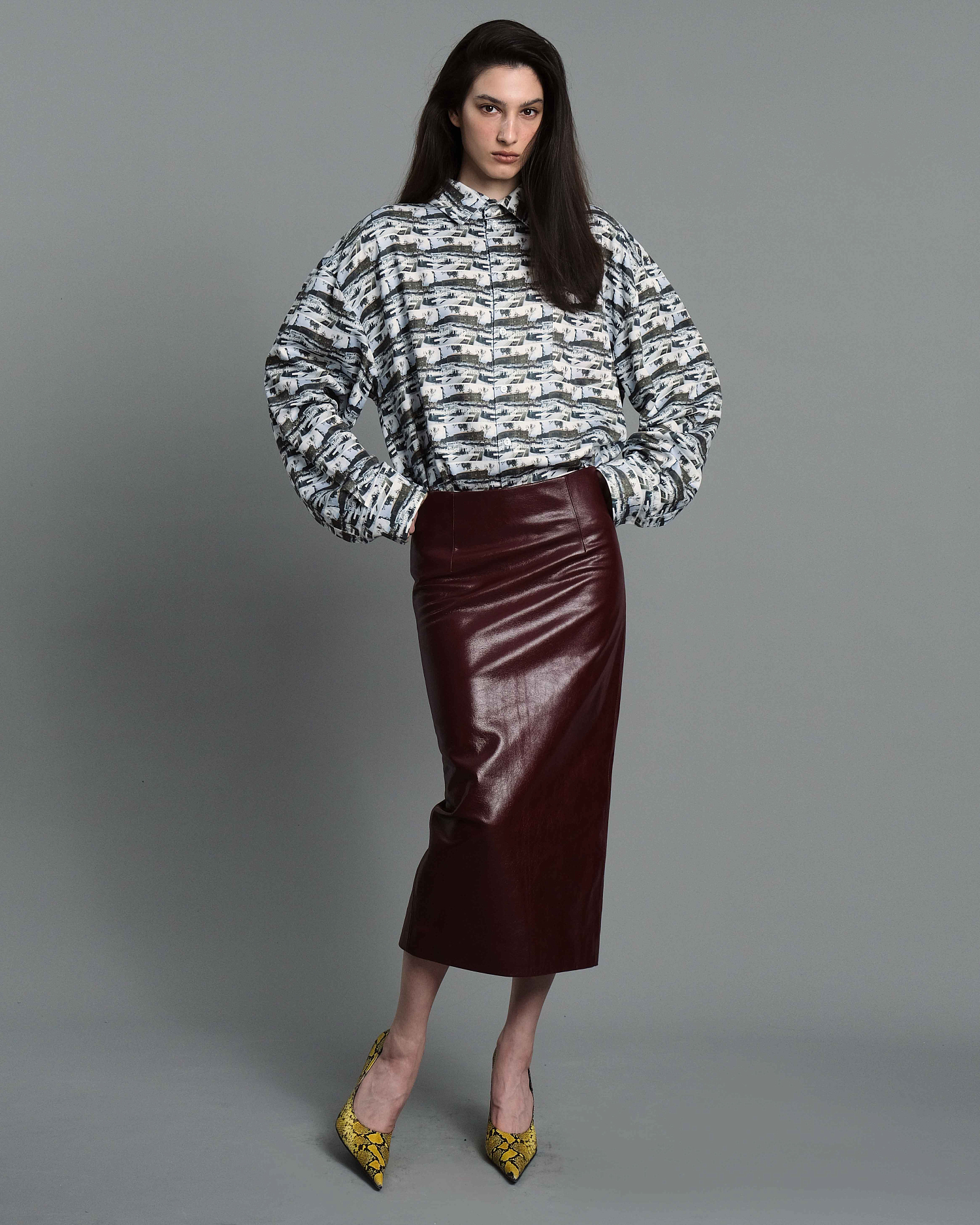 LEATHER SKIRT