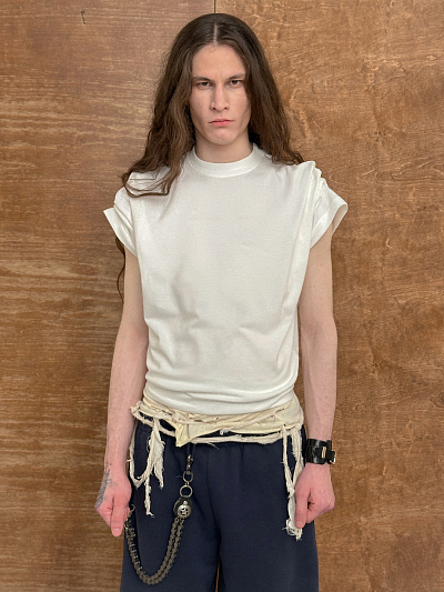 BLANK T-SHIRT