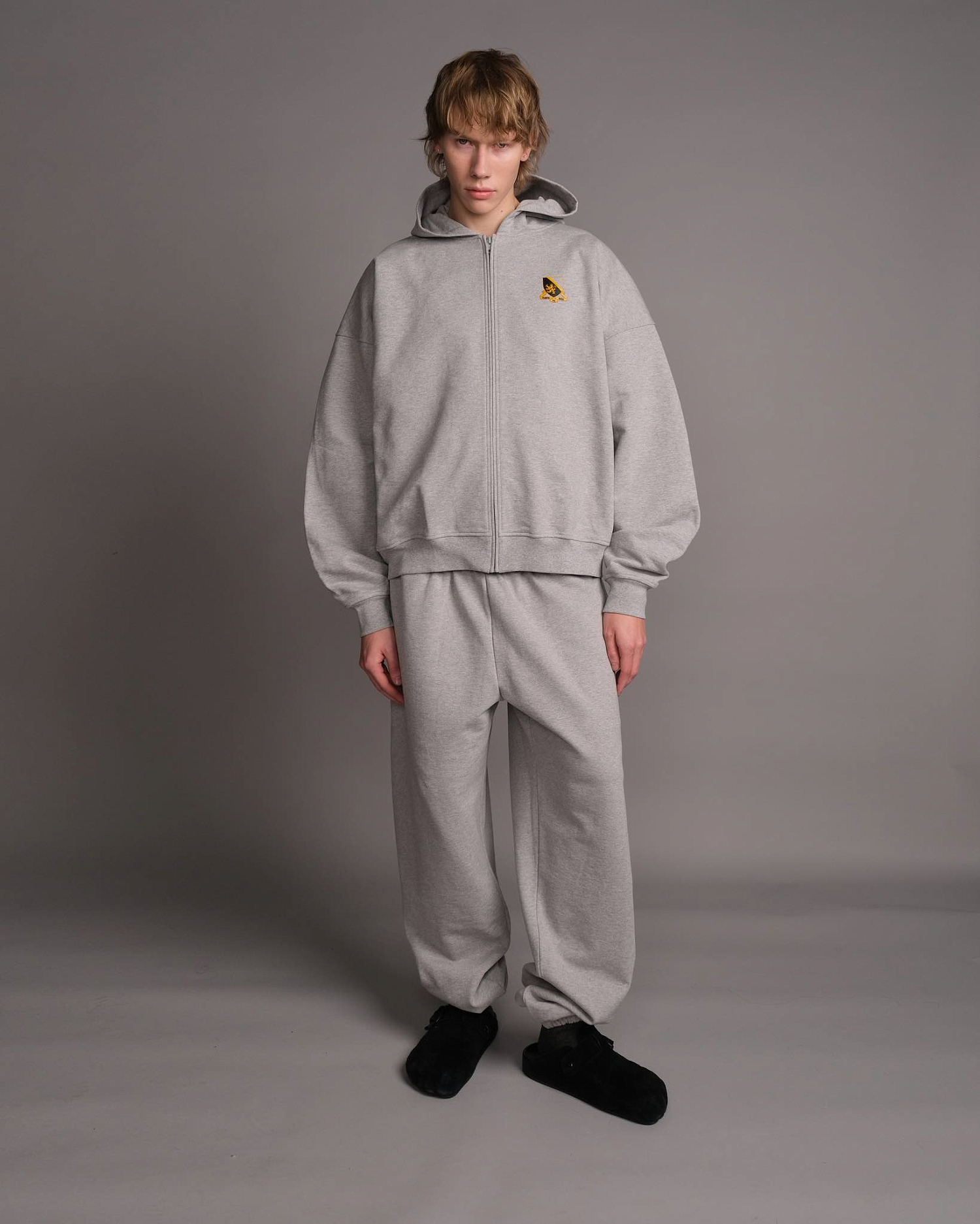 P.R. ZIP HOODIE