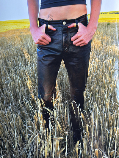 LEATHER PANTS