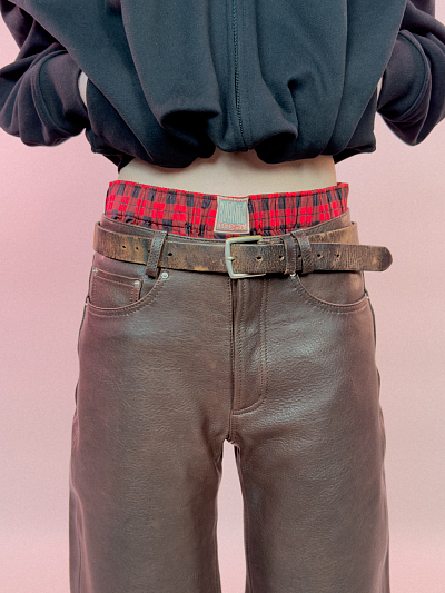 LEATHER PANTS