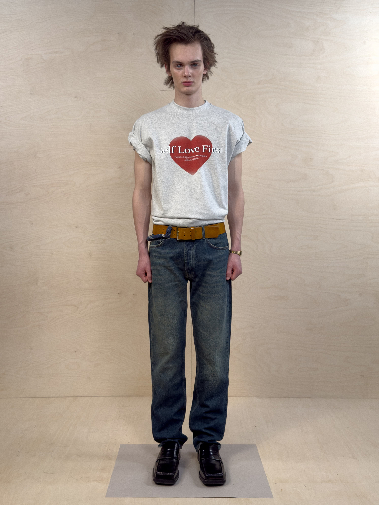 LOVE T-SHIRT
