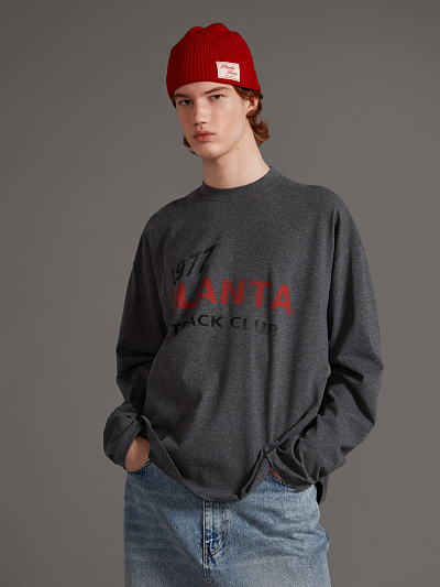KNITTED HAT