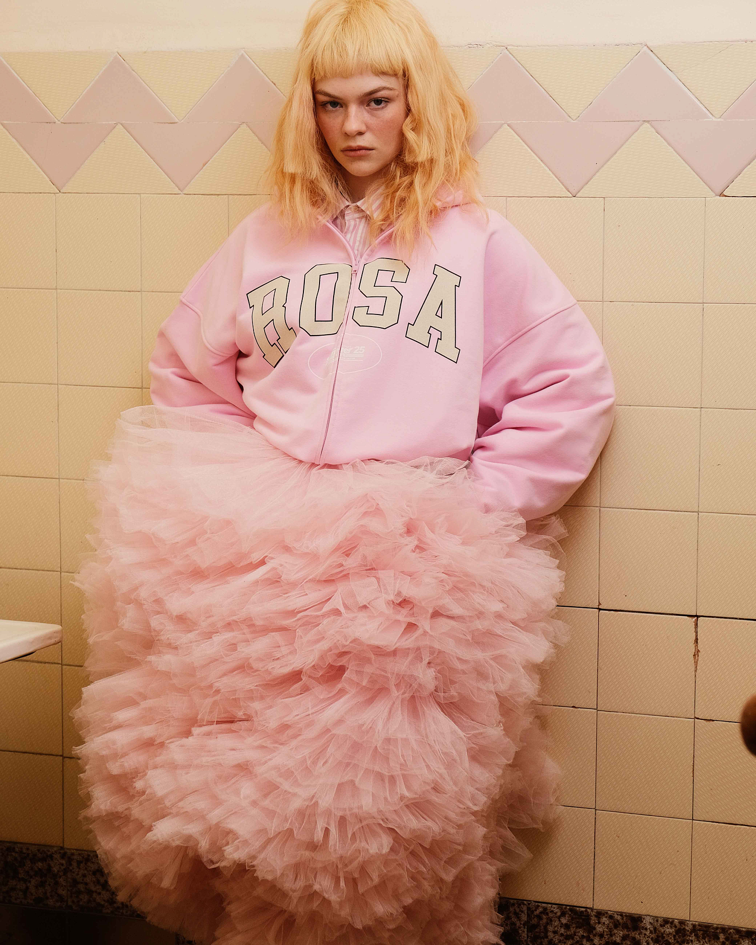 UNI ROSA ZIP HOODIE