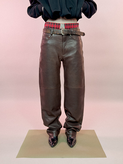 LEATHER PANTS